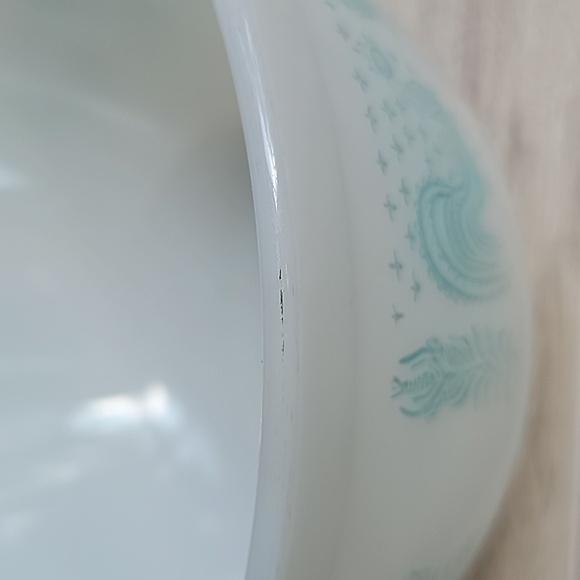 Vintage Pyrex Amish Butterprint White Turquoise 1 1/2 Quart Mixing Bowl - Picture 13 of 13